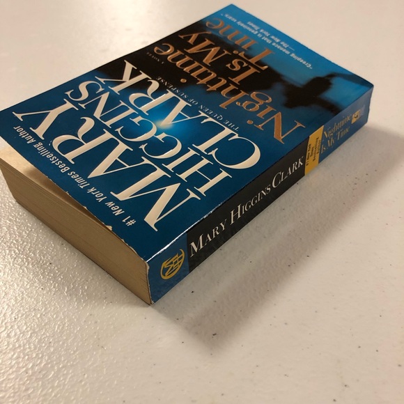 NIGHTTIME IS MY TIME by Mary Higgins Clark (Paperback) - Picture 5 of 7